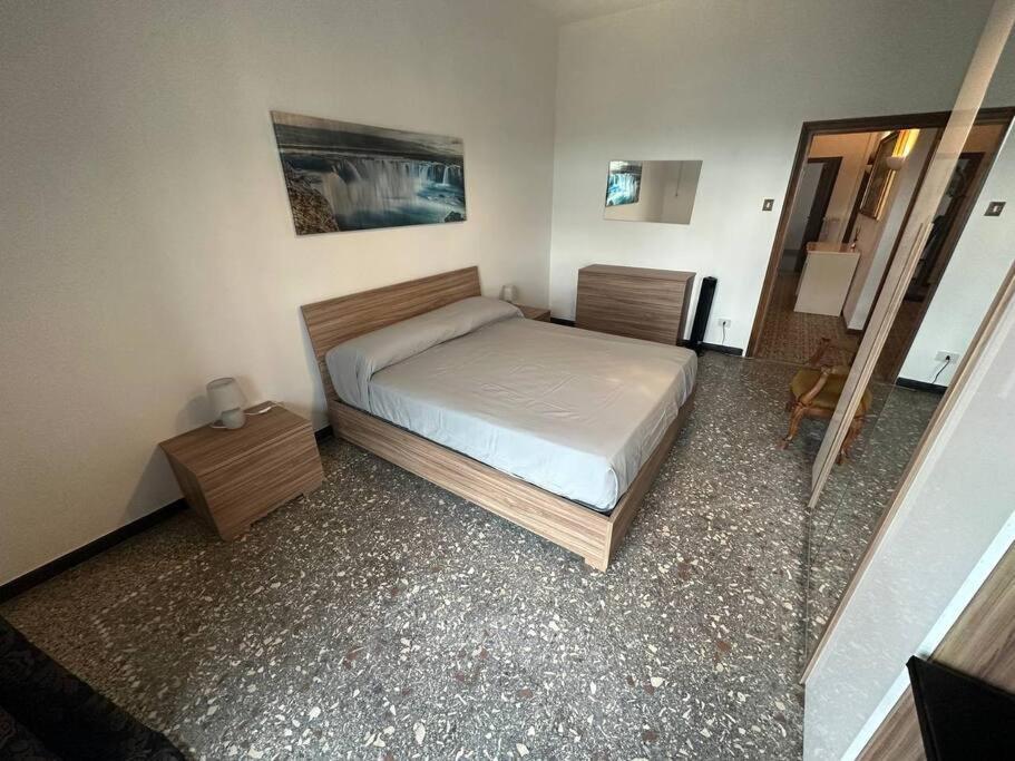 Lägenhet Metro C - Centocelle Ampio Con Tre Da Letto Rom
